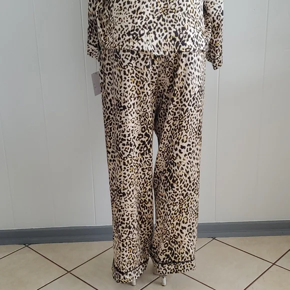 INC International Concepts Intimates Cheetah 🐆 Pajama Night ware - Picture 10 of 14
